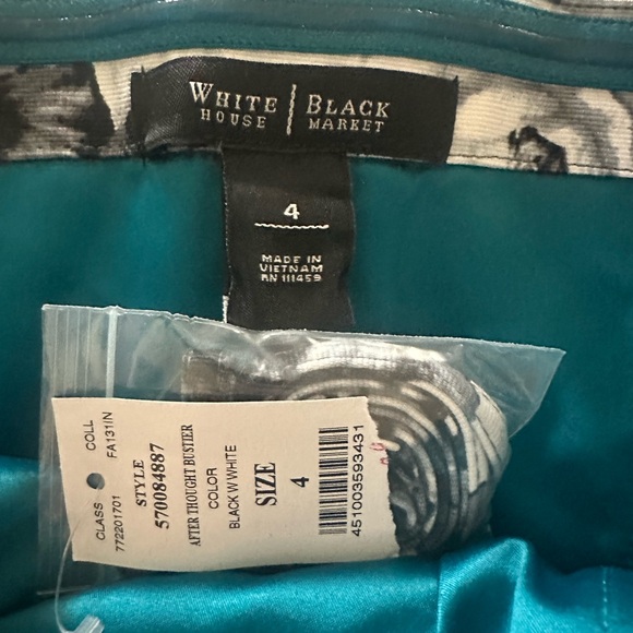 White House Black Market Monochrome Floral Top - Picture 2 of 6